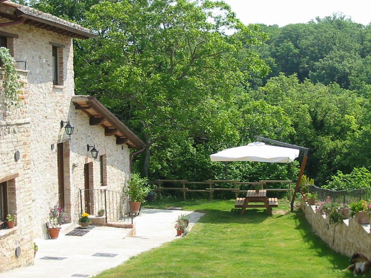 Giano dellʼUmbria Girasole - Agriturismo Fogliani מראה חיצוני תמונה